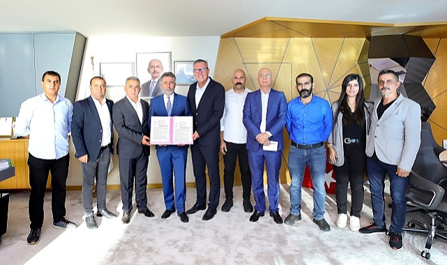 Bayraklı'da yüzleri güldüren toplu sözleşme