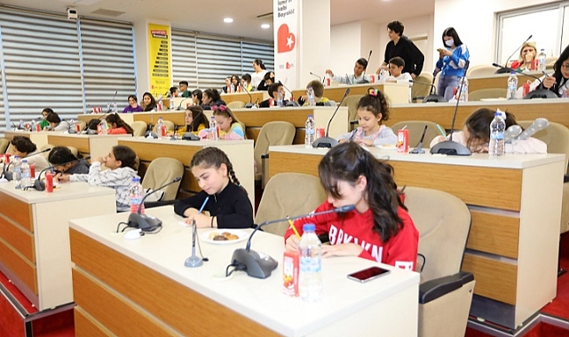 Bayraklı’nın çocukları, “Yarınları biz kuracağız”