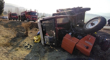 Denizli'de devrilen traktörün sürücüsü öldü