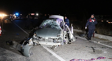 Denizli'de takla atan otomobildeki 3 kişi öldü, 2 kişi yaralandı