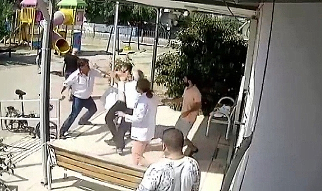 Doktorun darbedildiği sopa "silah" sayıldı