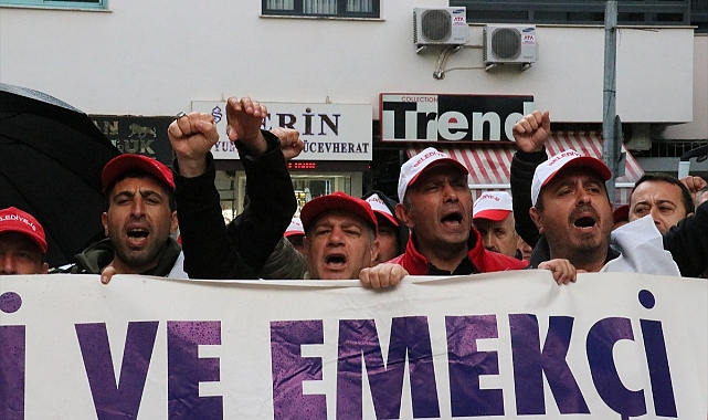 Gaziemir Belediyesinde işten çıkarılanlar için yürüyüş düzenlendi