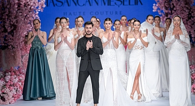 Hasancan Meşelik’in “Anthea” koleksiyonu hayran bıraktı