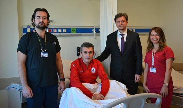 Hastanın göğsünden yaklaşık 6 kilogramlık tümör çıkarıldı