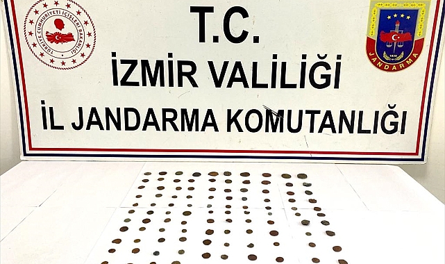 İzmir'de 123 sikke ele geçirildi