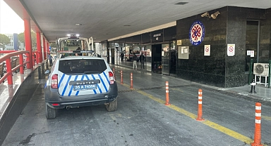 İzmir'de evlat dehşeti