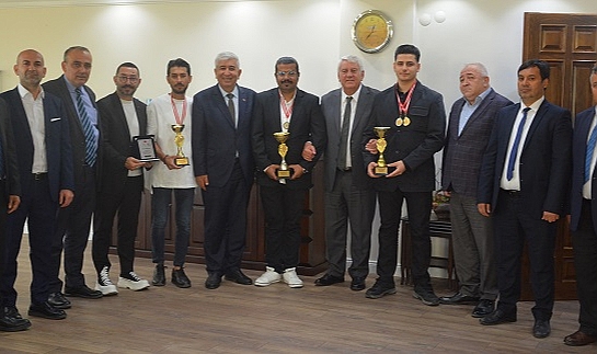 İzmirli berberlerin büyük başarısı…