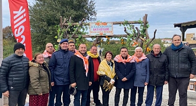 Karaburun’da “turuncu aşk” ile 13’üncü buluşma