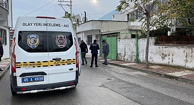 Manisa'da bir evde çıkan kavgada 2 kişi yaralandı