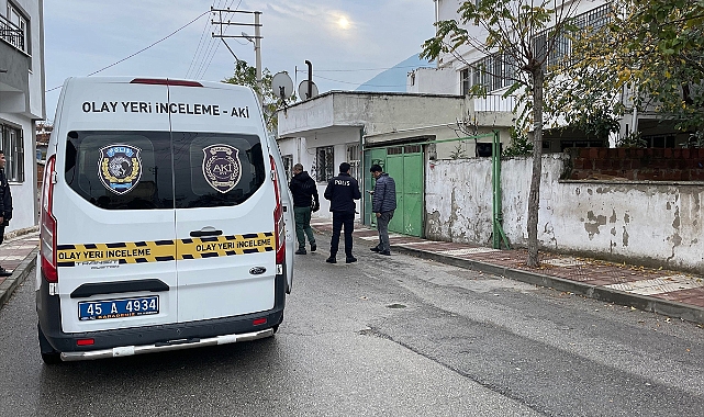 Manisa'da bir evde çıkan kavgada 2 kişi yaralandı