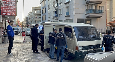 Minibüste silahlı saldırıya uğrayan kişi ağır yaralandı