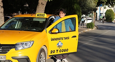 Rize'de çay eksperliği yapan kadın Denizli'de taksi şoförü oldu