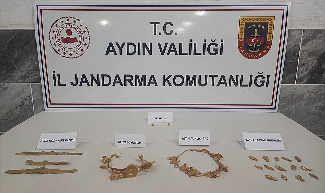 Roma Dönemi'ne ait  altın takılar ele geçirildi