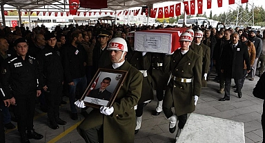 Şehitlerimizi son yolculuklarına uğurladık