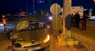 Tire'de  otomobille çarpışan motosikletin sürücüsü hayatını kaybetti