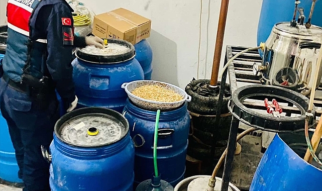 Aydın'da 5 bin 805 litre kaçak içki ele geçirildi