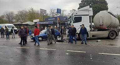 Aydın'da zincirleme trafik kazasında 4 kişi yaralandı