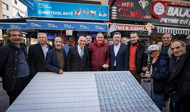 Başkan Soyer Bayraklı'daki çalışmaları inceledi