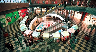 Bayraklılı kadınlardan yılbaşı kermesi