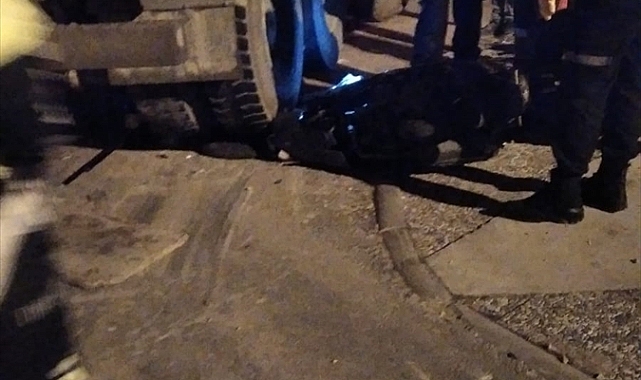 Beton mikseriyle çarpışan motosikletteki kurye öldü