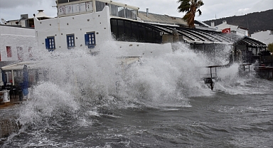 Bodrum'da kuvvetli rüzgar etkili oluyor
