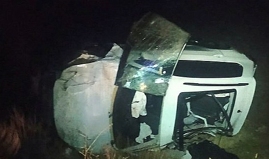 Erzincan'da devrilen araçta 3 kişi öldü, 2 kişi ağır yaralandı