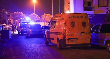 Eşini bıçakla öldüren kişi gözaltına alındı