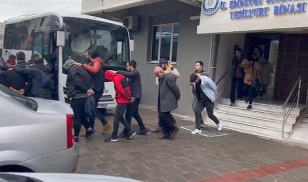 "ev hanımları için ek iş" vaadiyle dolandırıcılığa 15 tutuklama