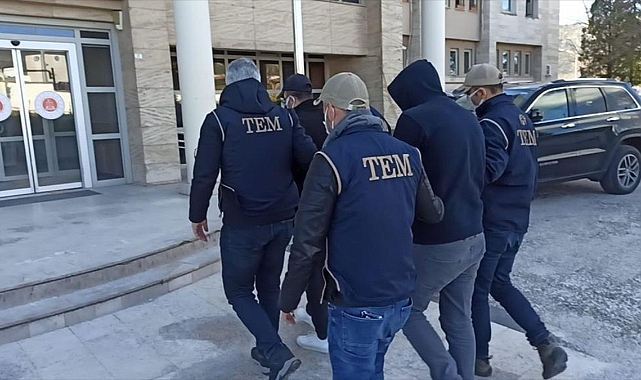 FETÖ operasyonunda yakalanan 4 zanlıdan 1'i tutuklandı
