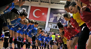 İzmir Büyükşehir Belediyesi tur kapısını araladı