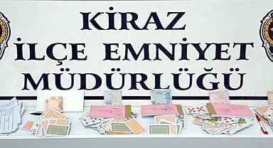 İzmir'de dernek lokalinde kumar oynayan 36 kişiye para cezası