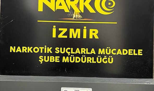 İzmir'de otogarda 2 kilogram kokain ele geçirildi