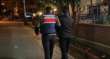 İzmir merkezli 12 ilde FETÖ operasyonu başlatıldı