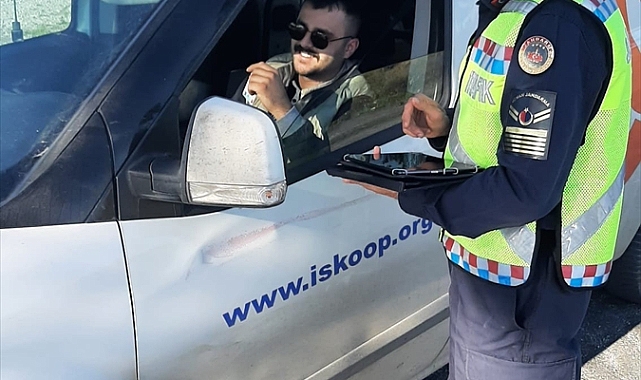 Jandarmadan 68 sürücüye emniyet kemeri cezası