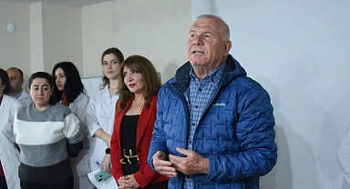 Kitaplar Başkan Karakayalı’dan