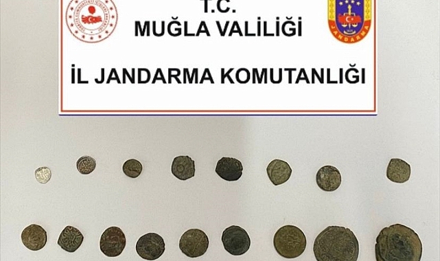 Muğla'da tarihi eserleri satmaya çalışan kişi yakalandı