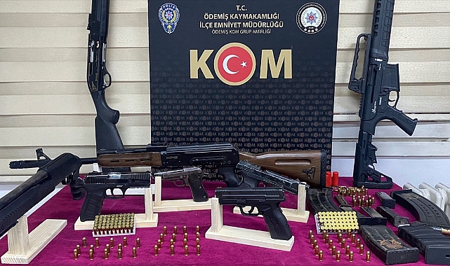 Ödemiş'teki silah kaçakçılığı operasyonunda 3 kişi yakalandı