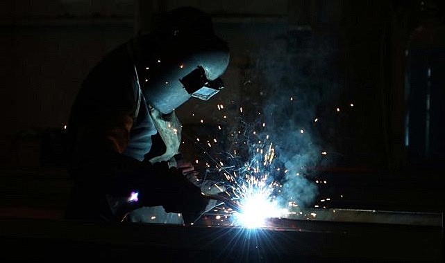 Sanayide kullanılan elektriğe yüzde 16 indirim yapıldı
