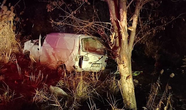 Şarampole savrulan panelvandaki 1 kişi öldü, 2 kişi yaralandı