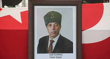 Söke'de vefat eden Kıbrıs gazisi toprağa verildi