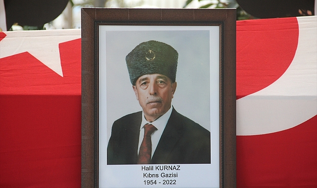 Söke'de vefat eden Kıbrıs gazisi toprağa verildi