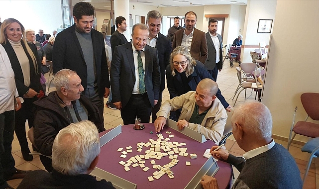 AK Parti İzmir Milletvekilli Çankırı'dan huzurevi ziyareti