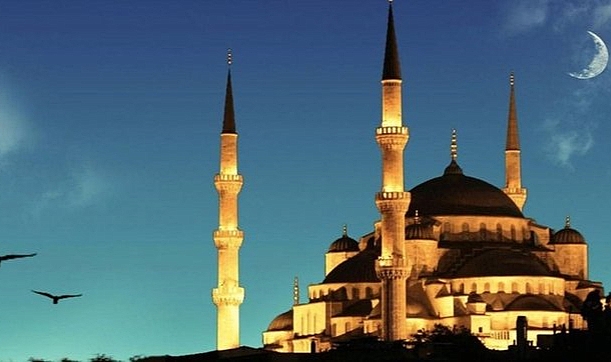 AKSAÇLILAR’dan Regaip Kandili Kutlama Mesajı