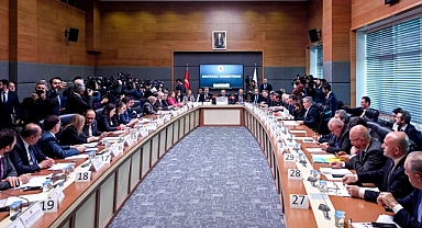 Başörtüsü teklifi komisyondan geçti