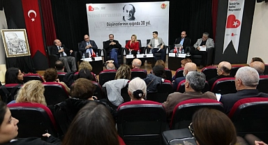 Bayraklı Uğur Mumcu’yu unutmadı!