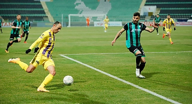 Denizlispor evinde yıkıldı
