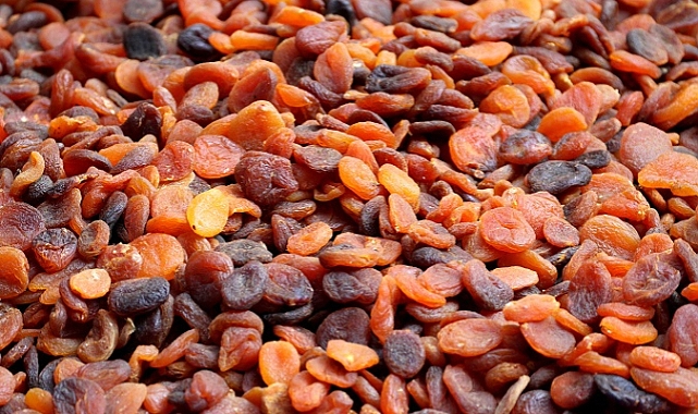 Dünya’nın kuru meyve tedarikçisi Türkiye