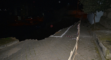 İnşaatın temelindeki çökme sonucu 4 evdeki 14 kişi tahliye edildi