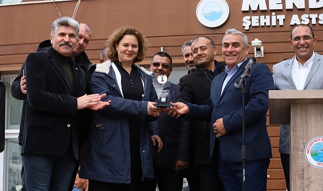 İzmir Büyükşehir Belediyesi’ne çifte ödül