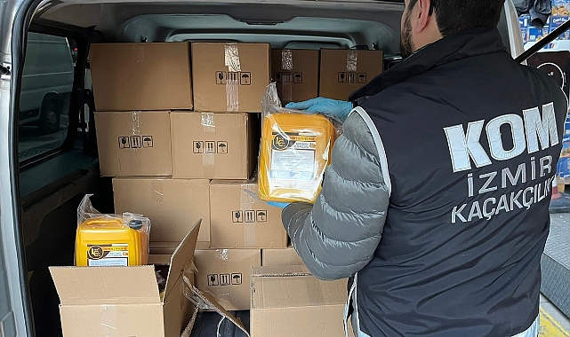 İzmir'de 2 bin 800 litre etil alkol ele geçirildi